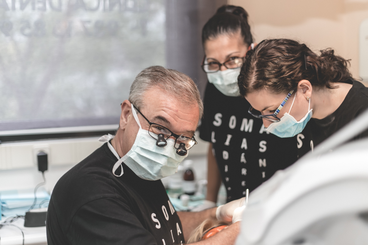 Cirugía oral e implantología